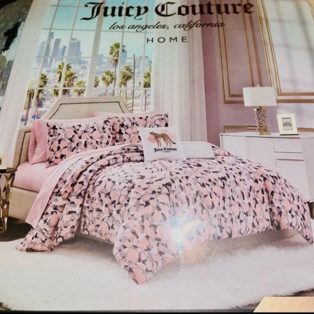 New Juicy Couture Camo 8 piece Comforter Set
